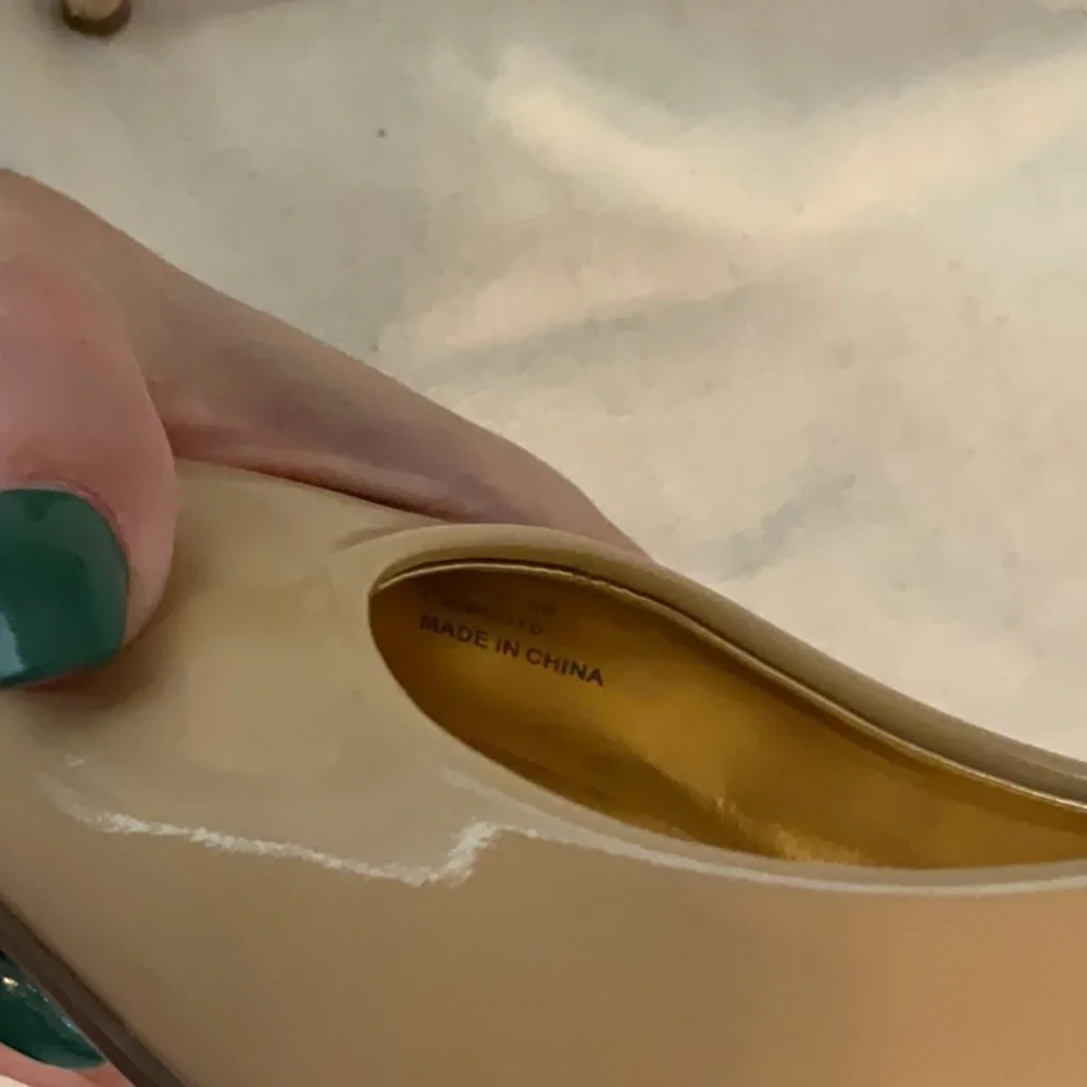 Coach Salma Soft Patent Leather Heels, Size 8B, Tan/Beige - Picture 12 of 13